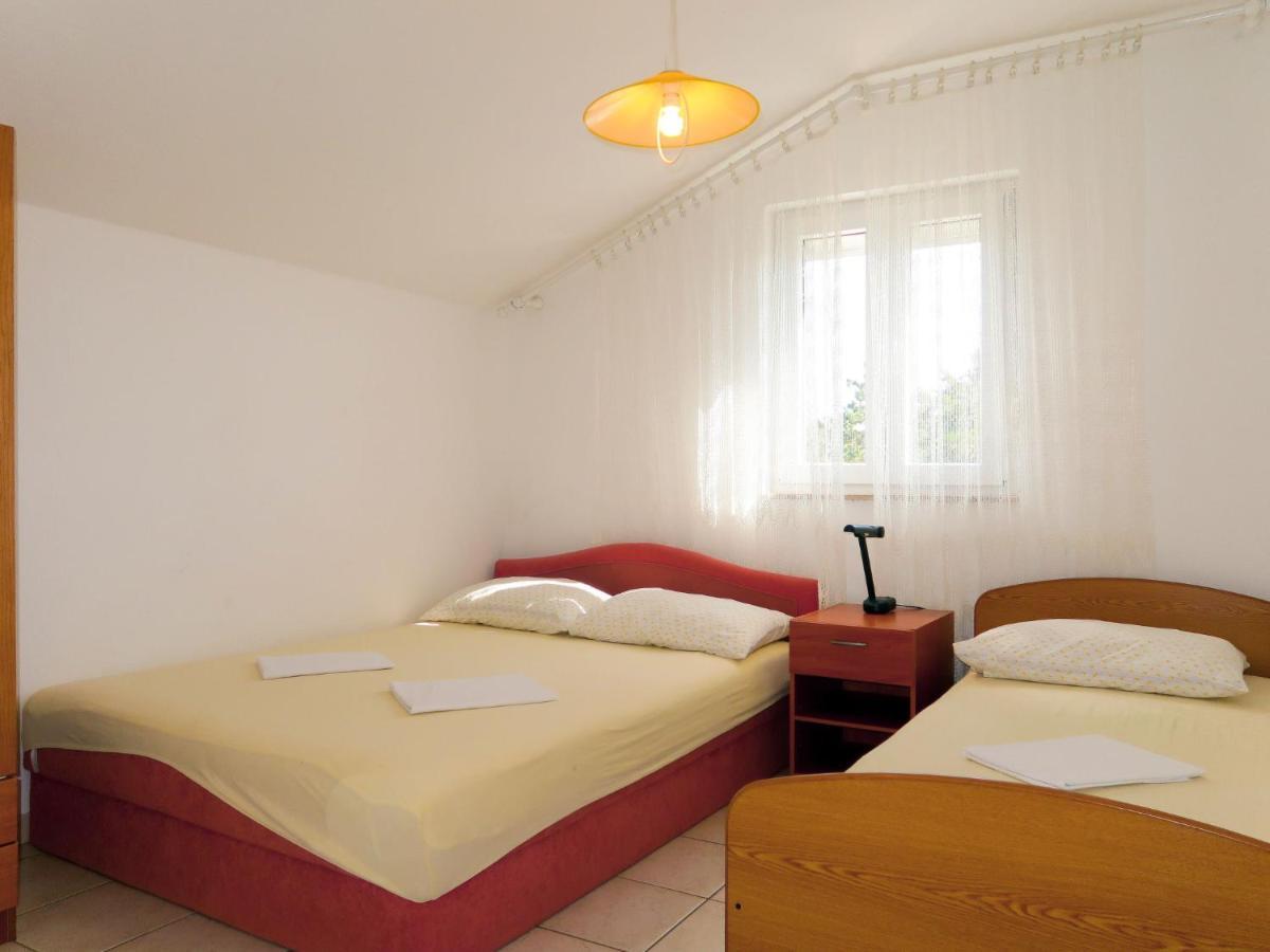 Apartment Mira - Krk146 By Interhome Pinezići Esterno foto